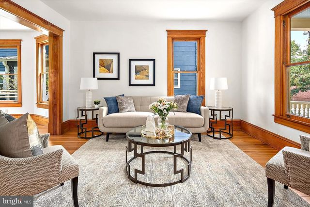 102 DUKE OF GLOUCESTER ST, Annapolis, MD 21401
