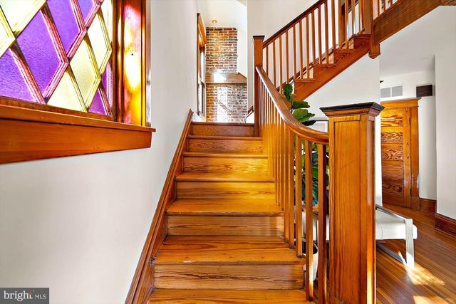102 DUKE OF GLOUCESTER ST, Annapolis, MD 21401