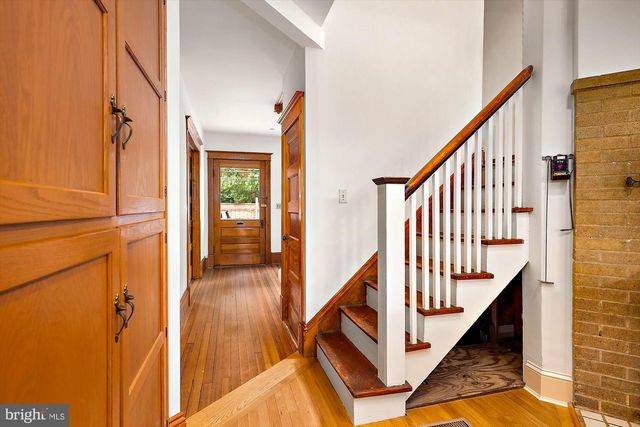 102 DUKE OF GLOUCESTER ST, Annapolis, MD 21401