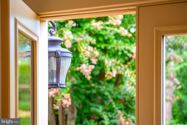 102 DUKE OF GLOUCESTER ST, Annapolis, MD 21401