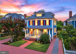 102 DUKE OF GLOUCESTER ST, Annapolis, MD 21401