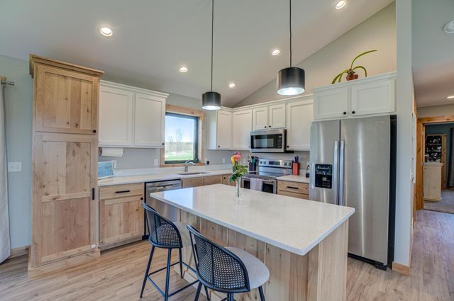 1626 72nd Avenue, Hammond, WI 54015