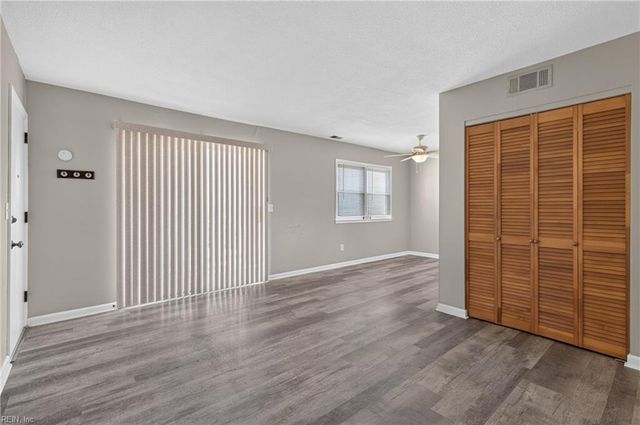 900 E Ocean View Ave Apt 11, Norfolk, VA 23503