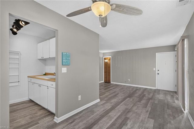 900 E Ocean View Ave Apt 11, Norfolk, VA 23503