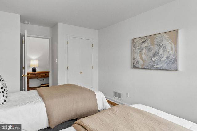 2529 RAVEN RD, Wilmington, DE 19810