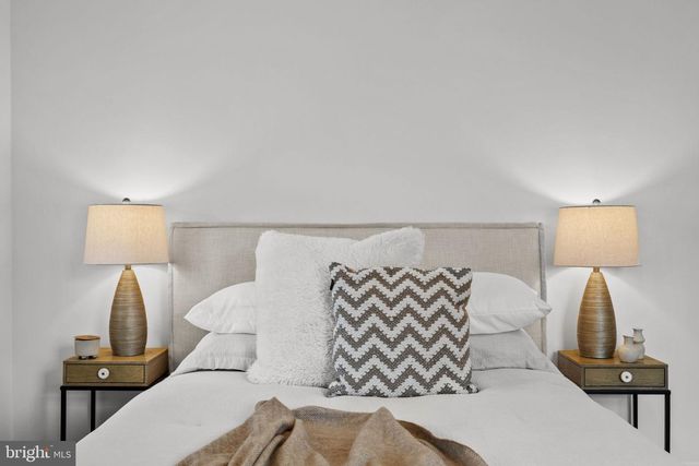 2529 RAVEN RD, Wilmington, DE 19810