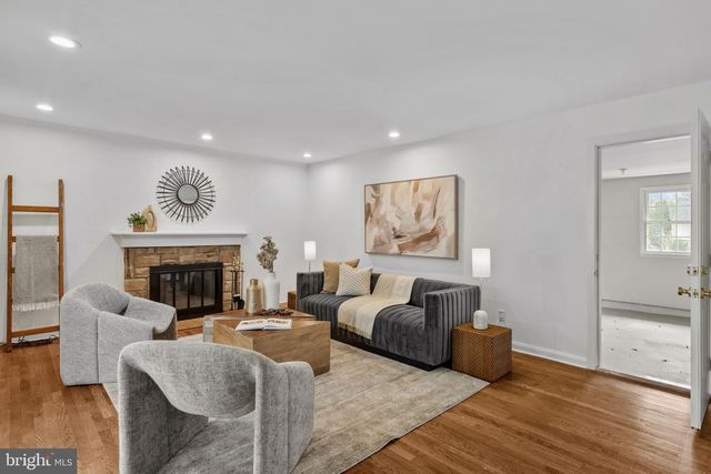 2529 RAVEN RD, Wilmington, DE 19810