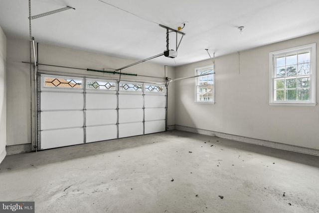 2529 RAVEN RD, Wilmington, DE 19810