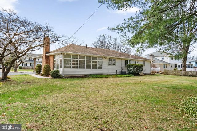 2529 RAVEN RD, Wilmington, DE 19810