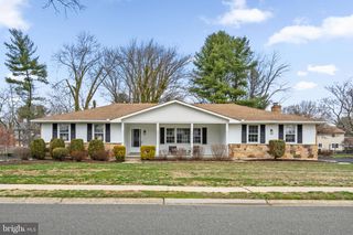 2529 RAVEN RD, Wilmington, DE 19810