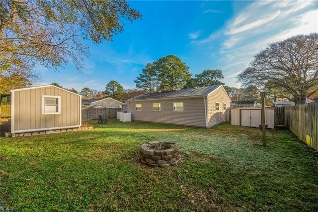 409 Big Pine DR, Virginia Beach, VA 23452