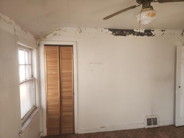 6522 Mccook Avenue, Hammond, IN 46323