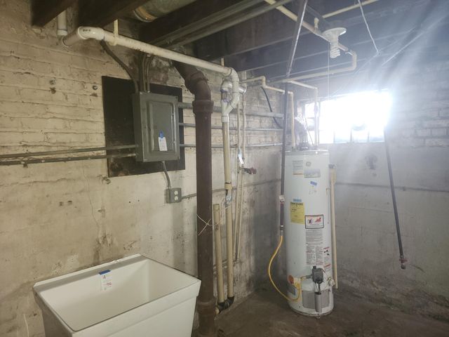 6522 Mccook Avenue, Hammond, IN 46323