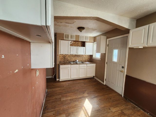 6522 Mccook Avenue, Hammond, IN 46323