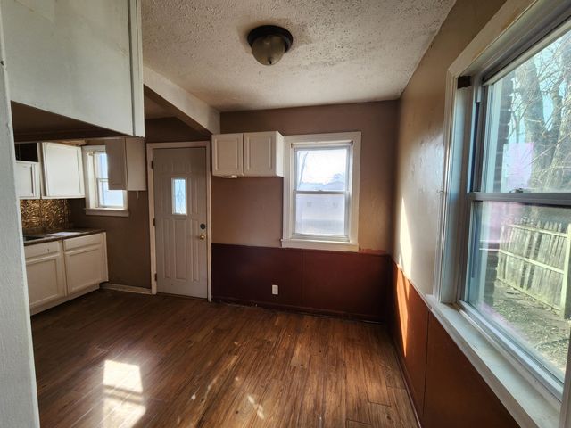 6522 Mccook Avenue, Hammond, IN 46323