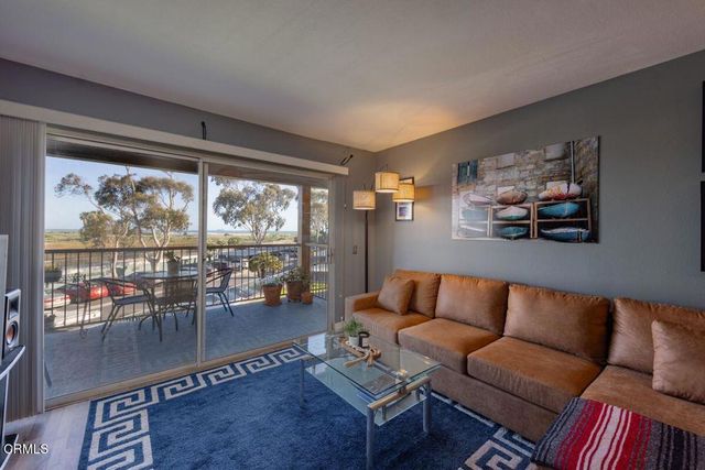 922 Lighthouse Way, Port Hueneme, CA 93041