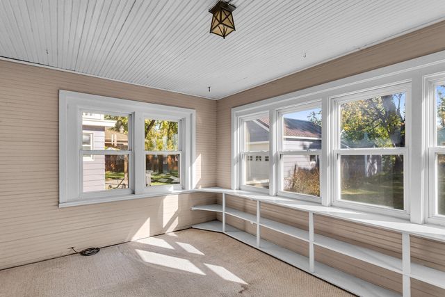 1105 S Webster Street, Jackson, MI 49203