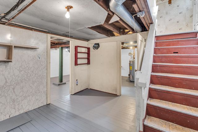 1105 S Webster Street, Jackson, MI 49203