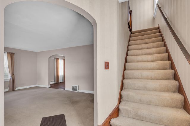 1105 S Webster Street, Jackson, MI 49203