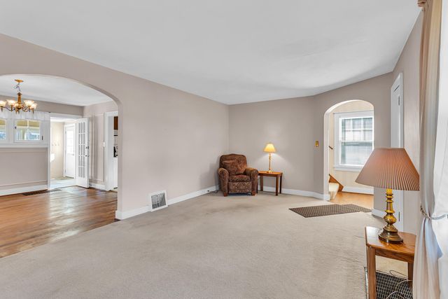 1105 S Webster Street, Jackson, MI 49203