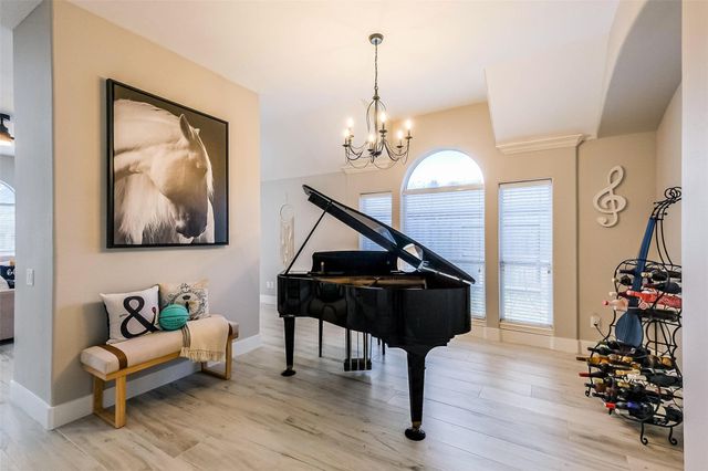 10010 Forest Spring Lane, Pearland, TX 77584