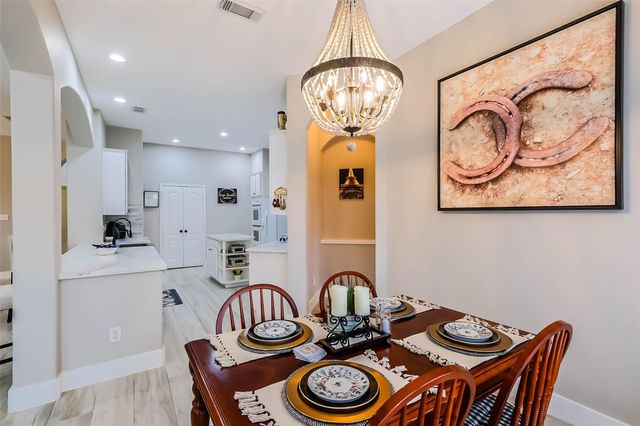 10010 Forest Spring Lane, Pearland, TX 77584