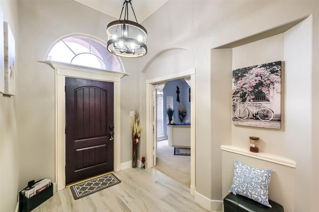 10010 Forest Spring Lane, Pearland, TX 77584