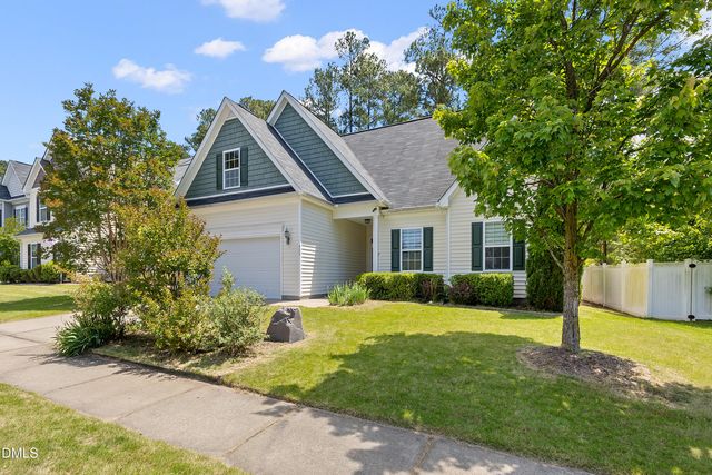 405 Braxcarr Street, Holly Springs, NC 27540