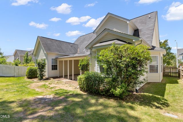 405 Braxcarr Street, Holly Springs, NC 27540