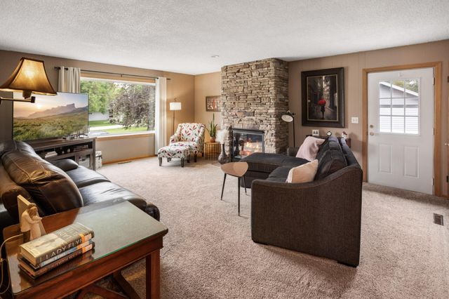 2900 16th Avenue S, Moorhead, MN 56560