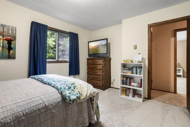 2900 16th Avenue S, Moorhead, MN 56560