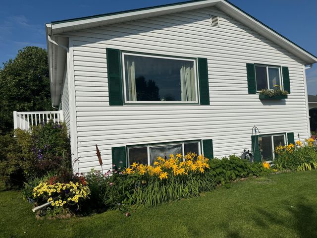 2900 16th Avenue S, Moorhead, MN 56560