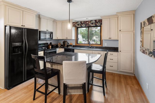 2900 16th Avenue S, Moorhead, MN 56560
