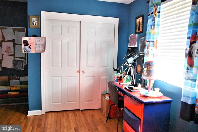 6 MORNINGSIDE DR, Pennington, NJ 08534