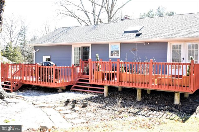 6 MORNINGSIDE DR, Pennington, NJ 08534