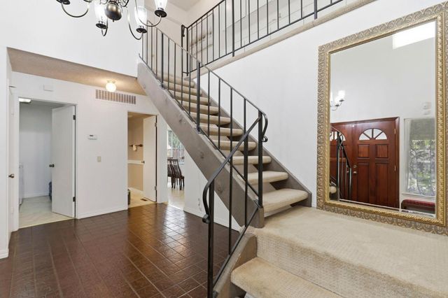 225 Prague Drive, San Jose, CA 95119