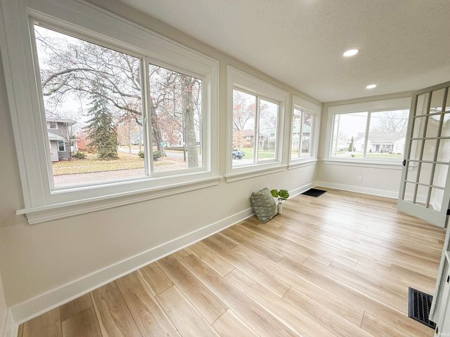 1203 E Jackson Boulevard, Elkhart, IN 46516