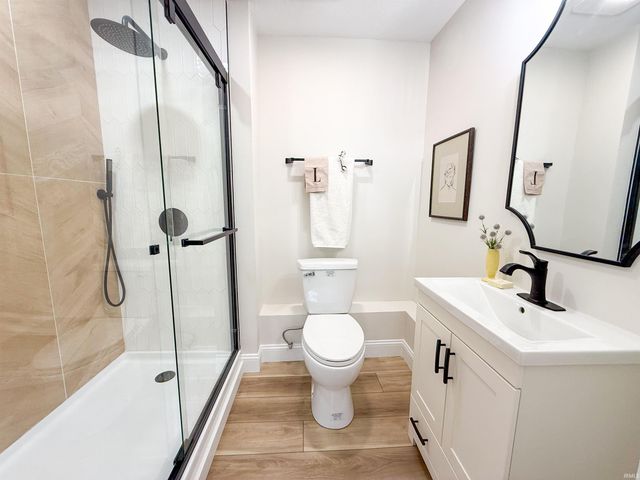 1203 E Jackson Boulevard, Elkhart, IN 46516