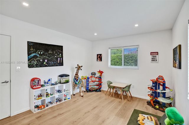 7941 SW 143rd St, Palmetto Bay, FL 33158