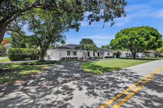7941 SW 143rd St, Palmetto Bay, FL 33158