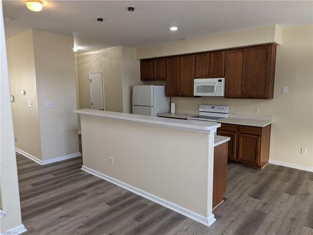 3817 Braswell CIR, Virginia Beach, VA 23462