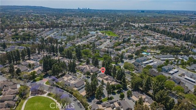 16 Claret, Irvine, CA 92614