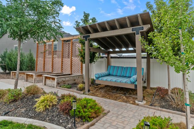 3864 W SAFFLOWER DR, Lehi, UT 84043