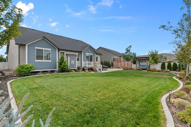 3864 W SAFFLOWER DR, Lehi, UT 84043