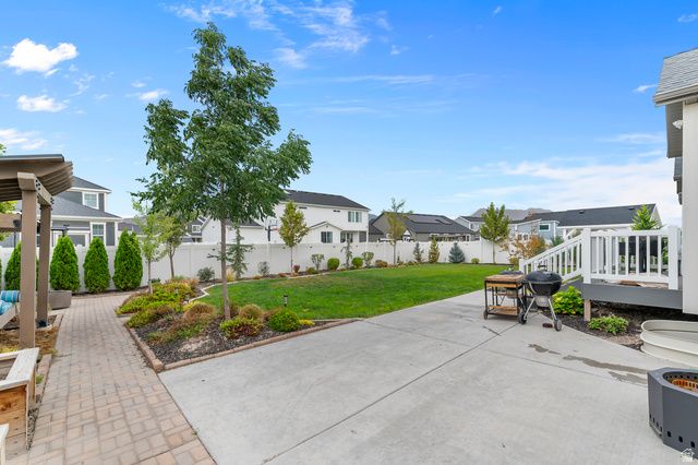 3864 W SAFFLOWER DR, Lehi, UT 84043
