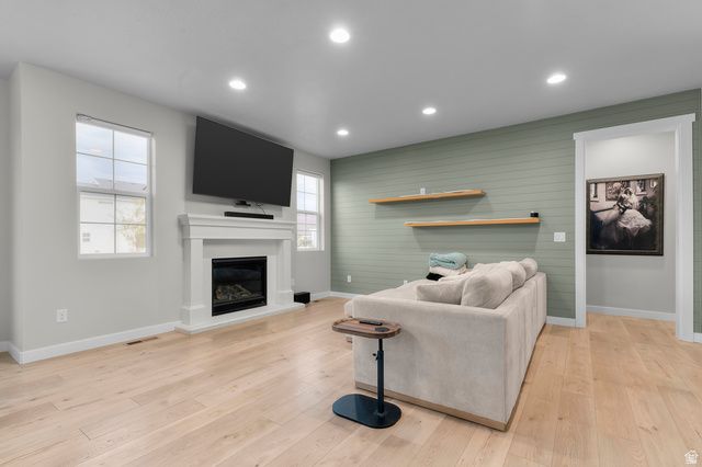 3864 W SAFFLOWER DR, Lehi, UT 84043
