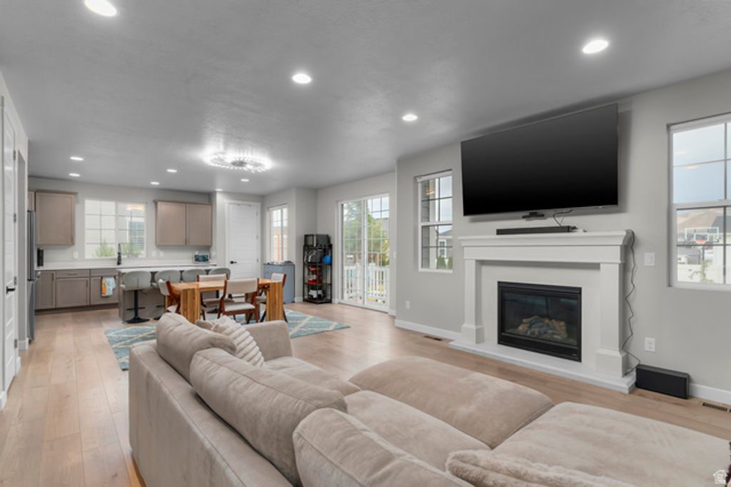 3864 W SAFFLOWER DR, Lehi, UT 84043 — photo 5