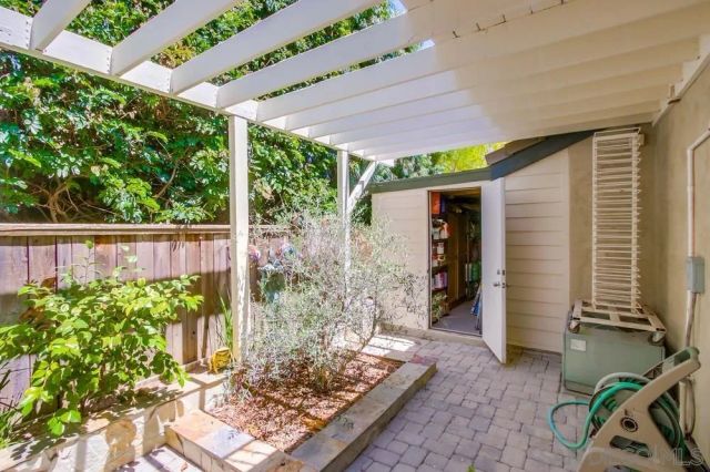 10616 Falcon Rim Pt, San Diego, CA 92131