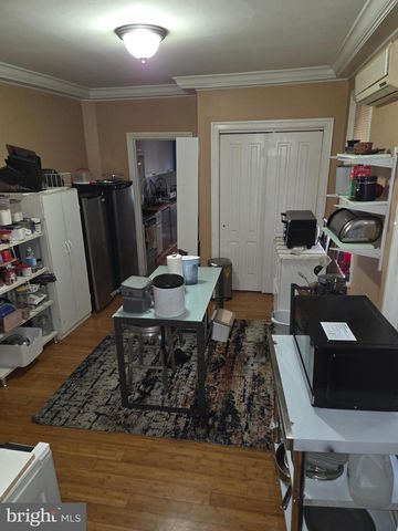 331 W GIRARD AVE, Philadelphia, PA 19123