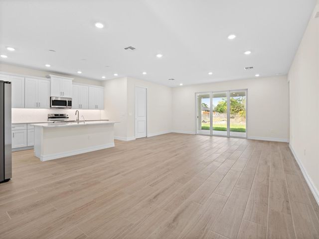 2981 SE Gaffney Ave Avenue SE 2981, Palm Bay, FL 32909